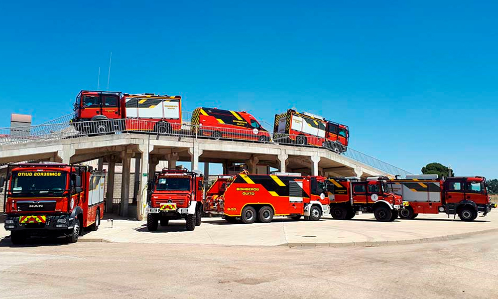 Entregados 27 camiones contraincendios a los Bomberos de Quito (Ecuador)